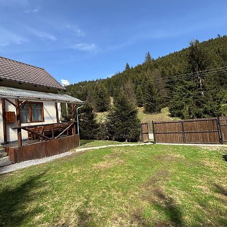 Csillag Kulcsoshaz Villa Gheorgheni  Exterior photo